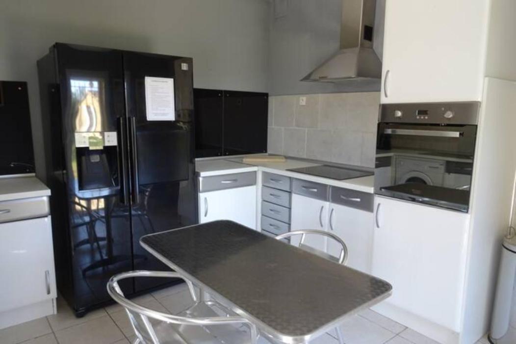 Villa Les Templiers - Petit BIZERTY 36 pers  Saint-Gilles  Exterior foto